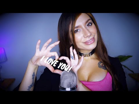 ASMR WHISPERING TRIGGER WORDS WITH HAND MOVEMENTS