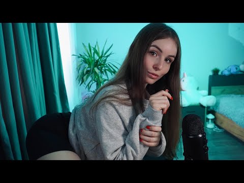 ASMR Spit Painting & Fast Fabric Scratching