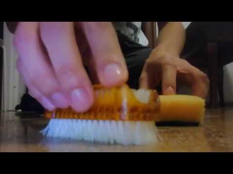 ASMR CLEANING THE FLOOR (SPONGES, BRUSHES, TAPPING, HAND MOVEMENTS) *no talking*