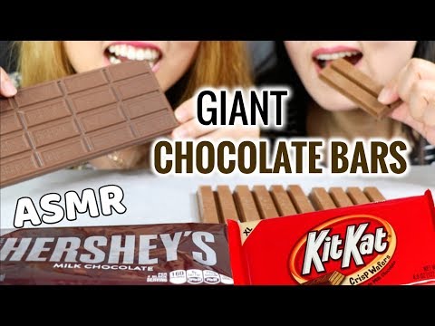 ASMR EATING GIANT CHOCOLATE BARS | HERSHEY'S MILK CHOCOLATE & KITKAT | MUKBANG