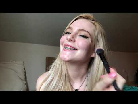 Asmr|| rummaging through makeup bag 💕