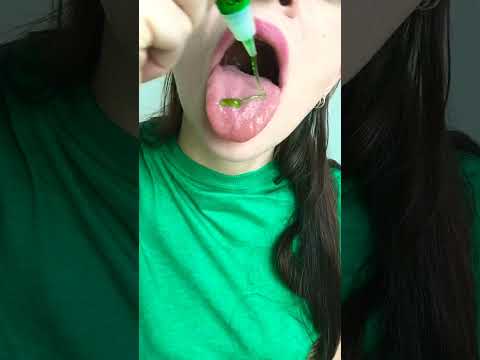 ASMR JUiCY DROP green sour gel pen design on tongue tattoo?! Satisfying mouth tingles sounds #shorts