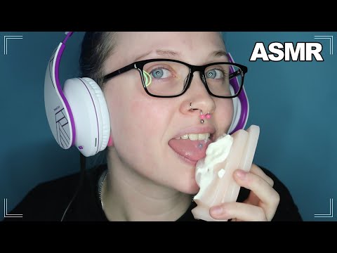 ASMR Whipped Cream Silicone Ear Eating [Squelchy Sounds, Intense Mouth Sounds] 👅
