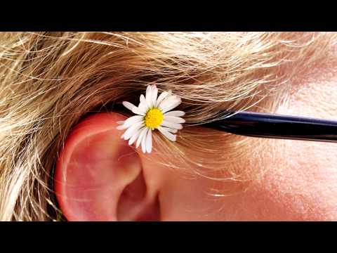 (3D binaural sound) Asmr touching your ears