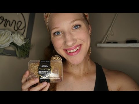 ASMR-Eating Raw HoneyComb~ Satisfying Sticky Mouth sounds