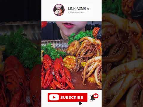 #shortvideo ASMR CAJUN SEAFOOD( LOBSTER CLAW SQUID HEAD, CRAWFISH ABALONE) EATING SOUNDS #linhasmr