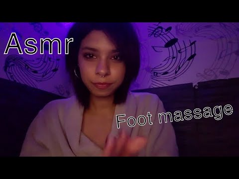 ASMR gf ♡ Gives you a feet massage ❣