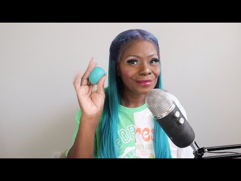 GREEN WIGGLY BALL ASMR SQUEEZING SOUNDS