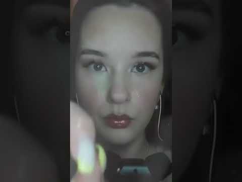 ASMR Mouth sounds and hand movements Звуки рта и движение рук