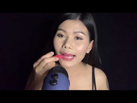 ASMR👄💄MOUTH SOUNDS OF LIP GLOSS & Sound of kiss💋💋