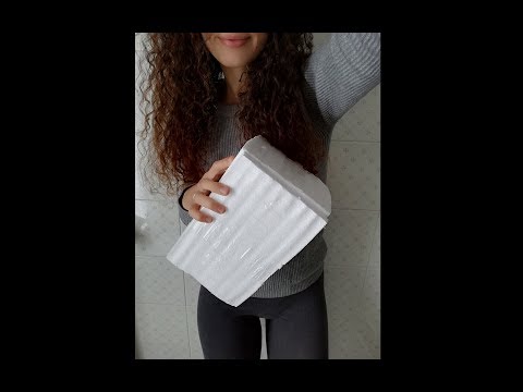 #FunnyAsmr 😂 - #Asmr - Destroy a polystyrene box 📦 - Styrofoam (Level 3)