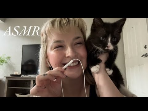 ASMR 💕 Fabric Scratching (super lofi + ft my cats 🐱)
