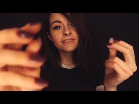 ASMR FR ✴️FRISSONS GARANTIS✴️ Hand movement, face touching, close whispering, attention personnelle