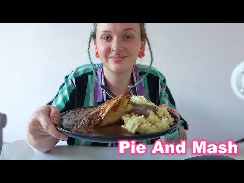 ASMR Eating Pie And Mash 😋 Mukbang (Kind Of)🤩
