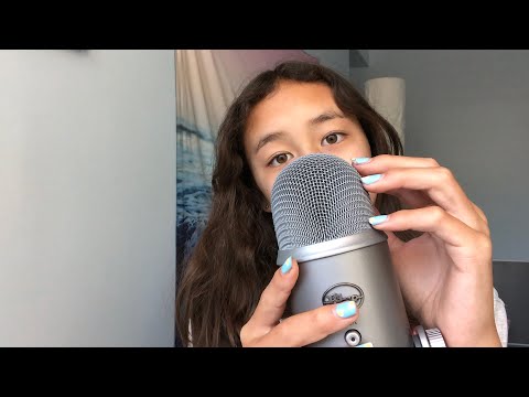 ASMR Mic Scratching + Tapping with two different muffs