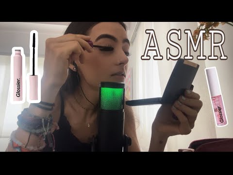 ASMR/ Doing my makeup while talking with you (Spanish) whispered