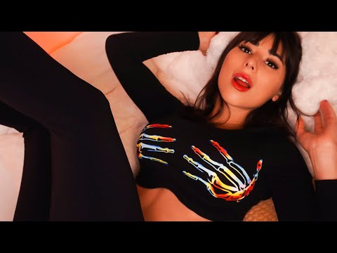 ASMR POV RELAX WITH ME IN BED 😌💤🛌 personal attention for sleep, face touching, brushing, close up