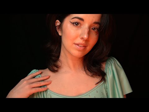 ASMR Personal Attention on Myself (Collarbone Tapping/Fabric Scratching/Face Brushing)