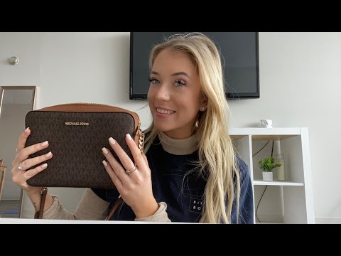 What’s in my bag ASMR (with crazy cat)