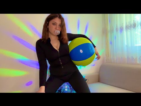 ASMR | Beachballs And Gum Chewing | Long Nails Tapping 🔥💜