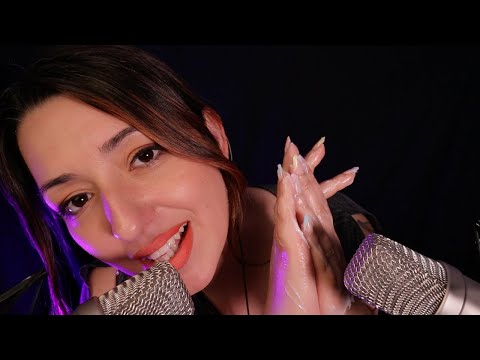 ASMR ✨ Mouth Sounds with hand, lotion sounds (ear to ear) ✨ Spoolie nibbles