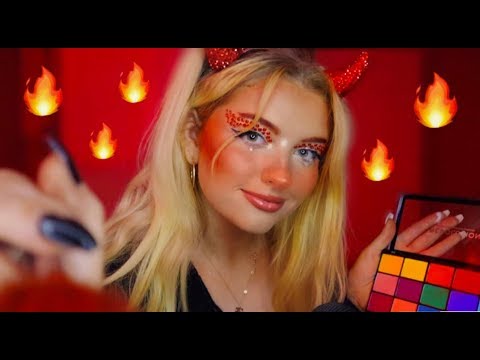 ASMR DOING YOUR HALLOWEEN MAKEUP (IN HELL 😈)