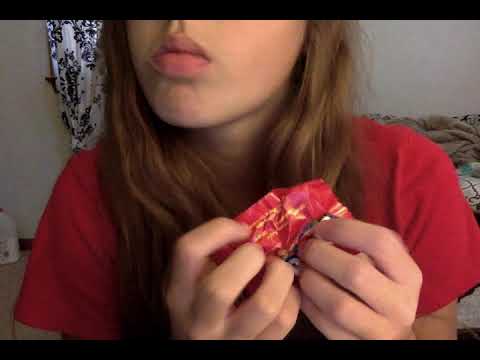 ASMR // candy wrapper crinkles and eating candy