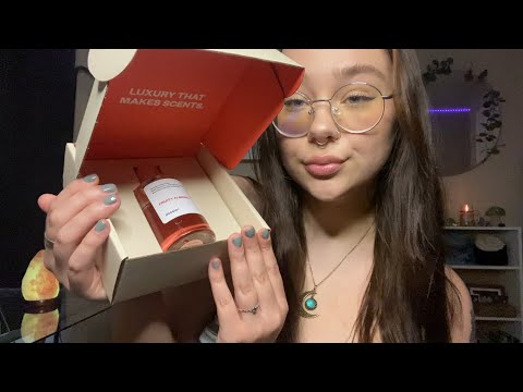 ASMR dossier unboxing & haul (tapping, whispering)