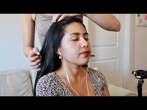 ASMR | Hair play with Ivy🧡 sooo tingly (whisper, close up)