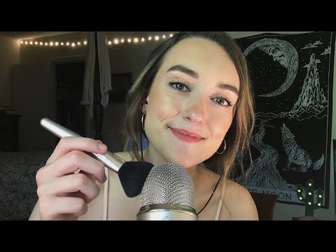 ASMR 🌝 Mic Brushing and Quote Reading.