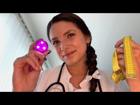 ASMR Super Soothing Face Exam with Face Touching & Hand Movements (Medical Roleplay, DE/EN)