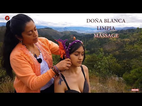 DOÑA BLANCA, SPIRITUAL CLEANSING, HAIR CRACKING, HEAD & SHOULDER MASSAGE WITH FLOWERSS, ASMR LIMPIA