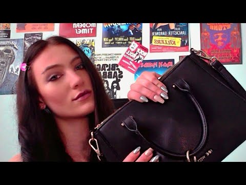 ASMR WHAT’S IN MY BAG 🩷 lipgloss, garbage, & what??? 🫣