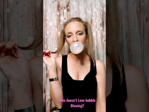 ASMR Gum Chewing| Bubble Blowing #short