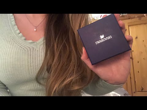 ASMR Tapping and Scratching on Box 💙