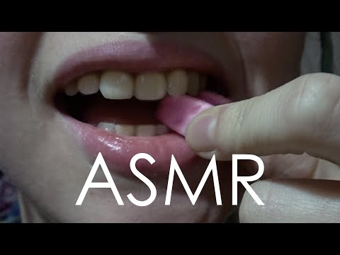 ASMR CLOSE UP Gum Chewing And Bubble Blowing