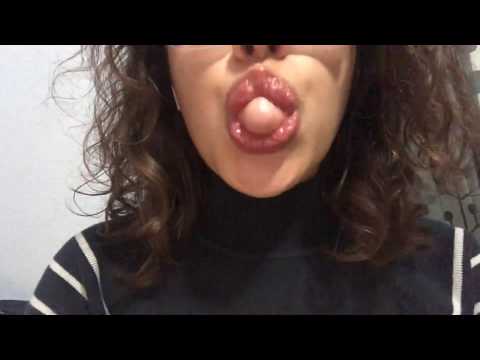 ASMR- GUM CHEWING, BUBBLE BLOWING, LIP GLOSS APPLICATION