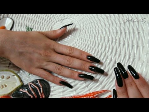 ASMR : scratches on dish with my LongNatural Black Nails