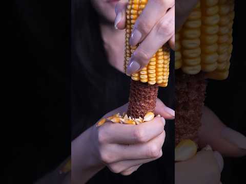#asmr How satisfying it is to remove corn kernels