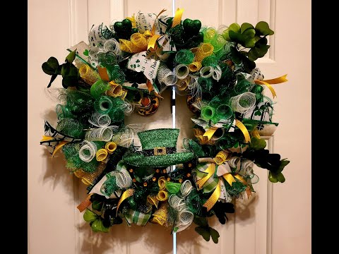ASMR | Making a St. Patrick's Day Wreath 2022 (Soft Spoken)