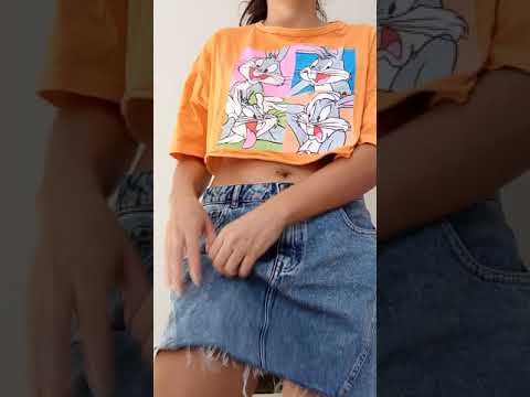 Asmr scratching shirt, jeans and skin