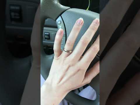 ASMR IN MY CAR- GENTLE TAPPING & SCRATCHING NO TALKING