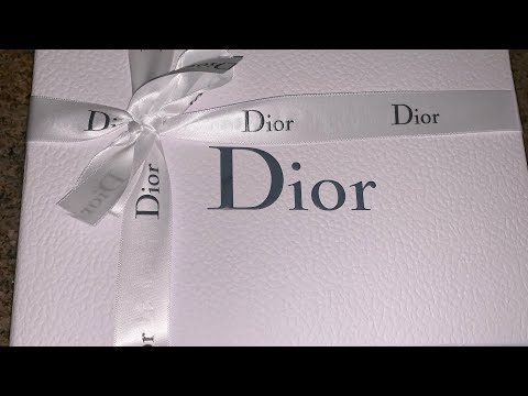 ASMR unboxing Dior backstage face & body foundation
