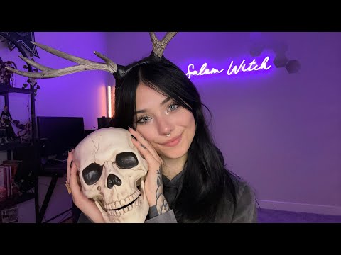 COZY HALLOWEEN TRIGGERS 🎃 🍂 TAPPING, TRACING, AND WHISPERING! (ASMR)