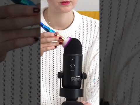 ASMR microphone brushing (no talking) 😴