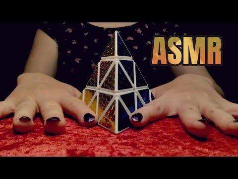 ASMR | Binaural solving the Pyraminx puzzle tapping, crunch, no talking