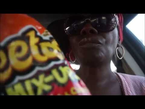 🌶 👅  Eating Cheetos ASMR Vlog 39 🔥