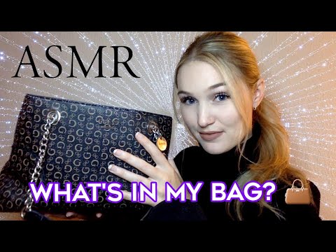ASMR 🤫| WHAT'S IN MY BAG👜👝 | TAPPING & WHISPERING 😴