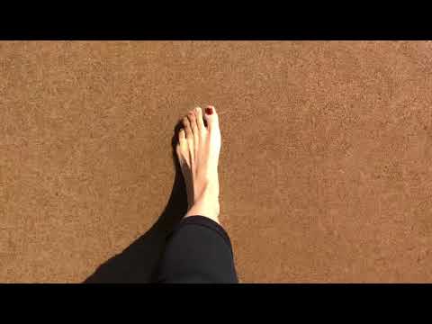 ASMR feet walking on beach waves sand sound waves relaxing soothing