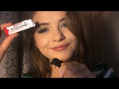 ASMR- Gum Chewing, Mouth Sounds, Hand Movements, Screen Tapping, Whispered Ramble😻